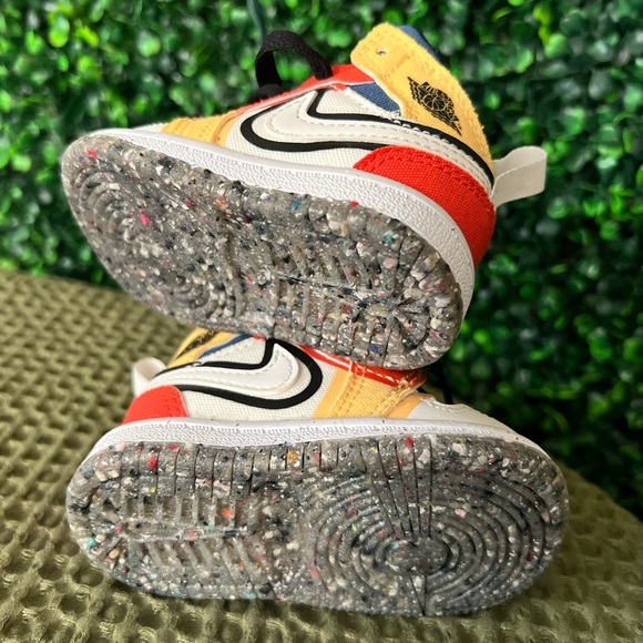 6C Jordan 1 Mid SE - Picture 3 of 3